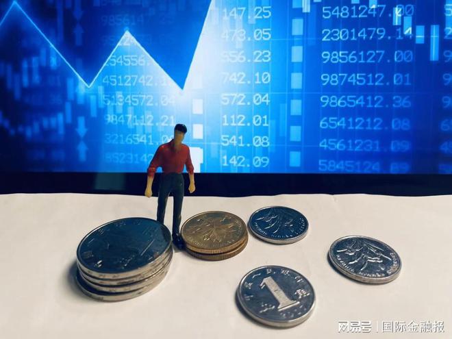 Bsport体育下载：2025年主动投资如何反击(图1)